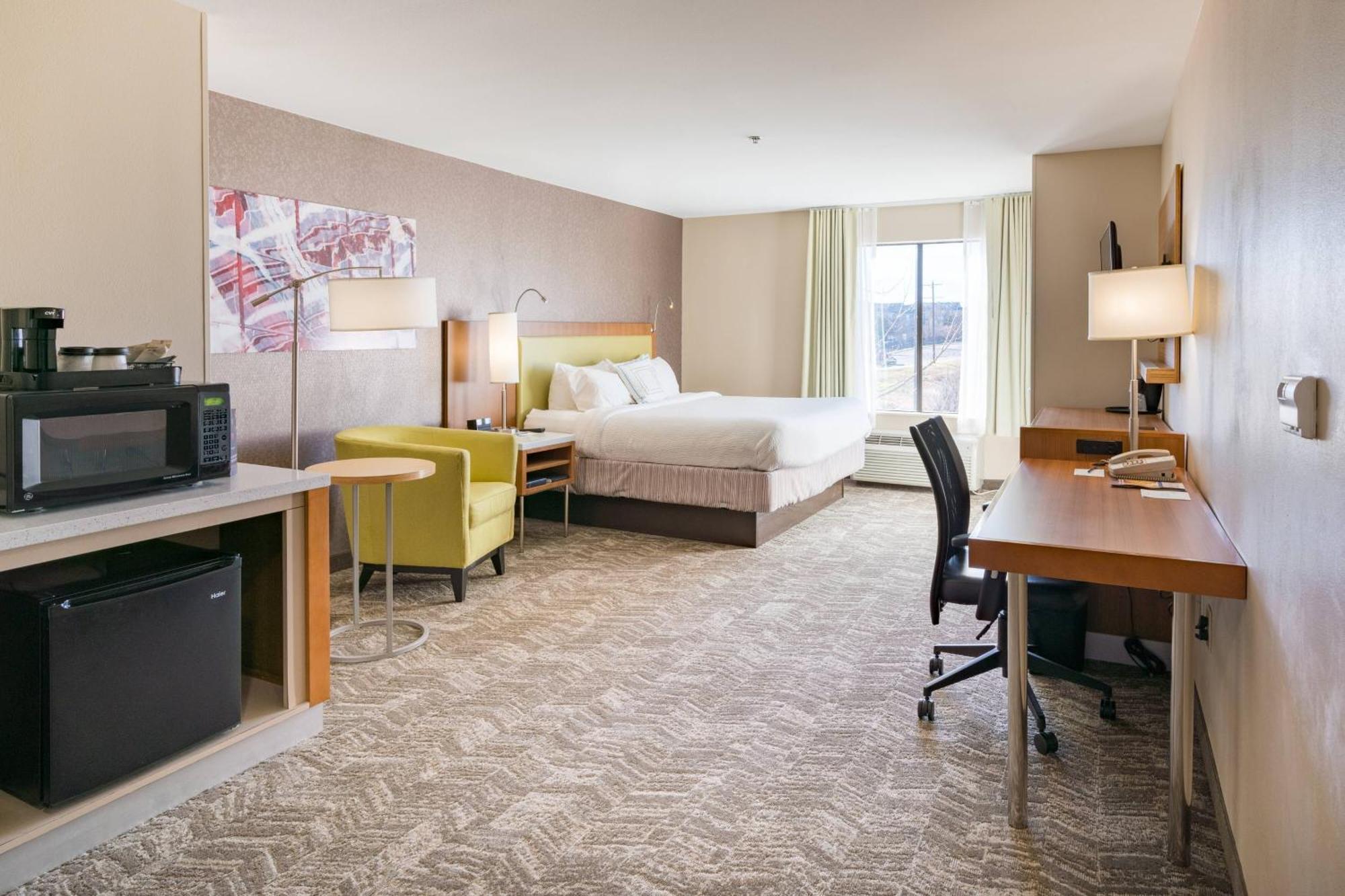 Springhill Suites By Marriott Дентън Екстериор снимка